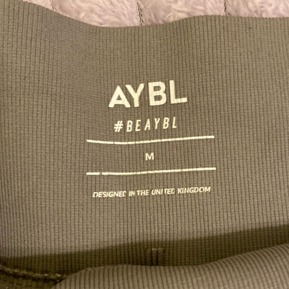 AYBL leggings - Picture 3 of 3